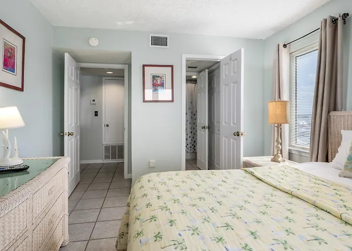 Apartment Surfside Shores 2901